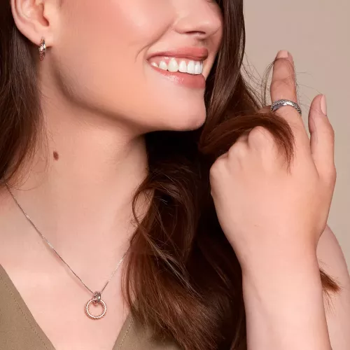 Obrázek č. 5 k produktu: Náhrdelník Hot Diamonds Woven DP867