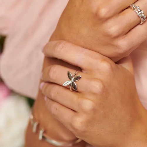 Obrázek č. 5 k produktu: Prsten Hot Diamonds Woven DR234